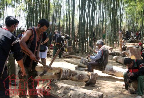 Nghệ nhân Tây Nguyên thổi hồn vào gỗ ảnh 5